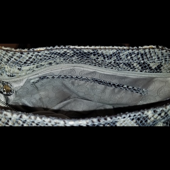 Michael Kors Natural 2 Piece set - Picture 3 of 4